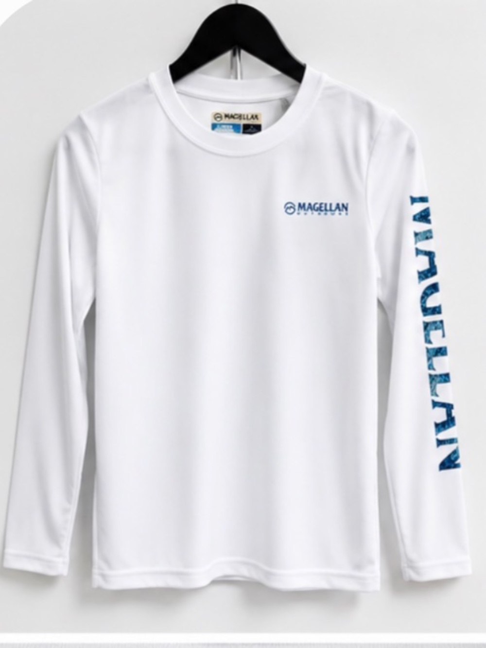 Magellan Outdoors Fish Gear Boys Small White Performance Long Sleeve Shirt